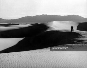 Le sable blanc et le Mont San Andres, New Mexico, 1940.