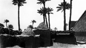 Rissani, marabouts dans la palmeraie.