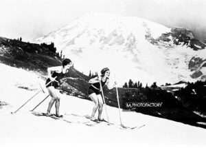 Skieuses d'été dans l'état de Washington, USA 1929.
