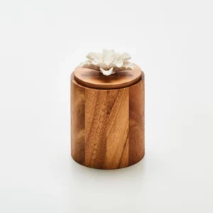 Tibu S | Boîte décorative en bois d'acacia ornée d'une fleur en céramique