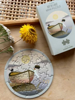 BOY IN A BOAT - MINI PUZZLE
